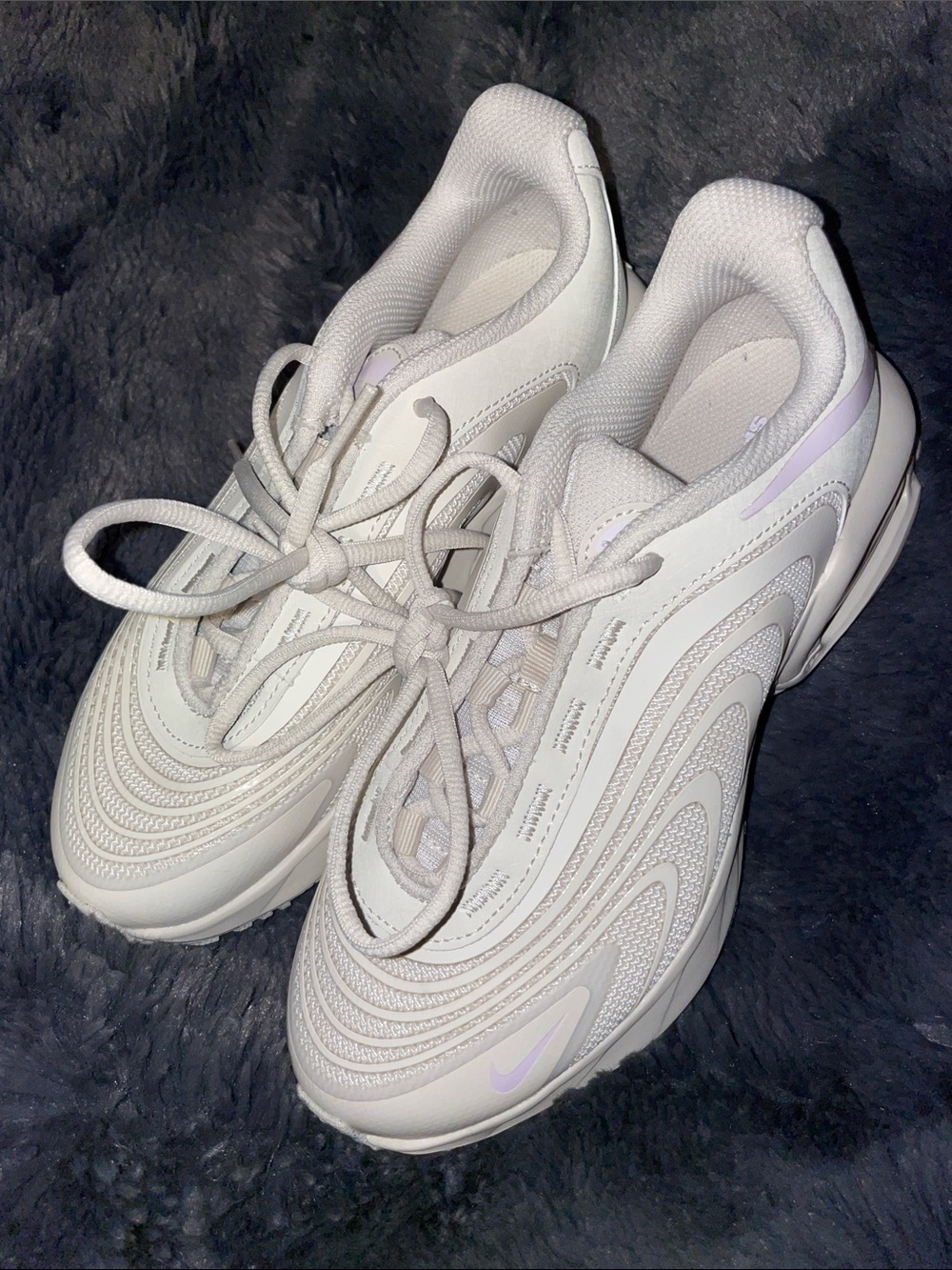 Women's Nike AirMax White with Subtle Lilac Accents - (NO BOX)